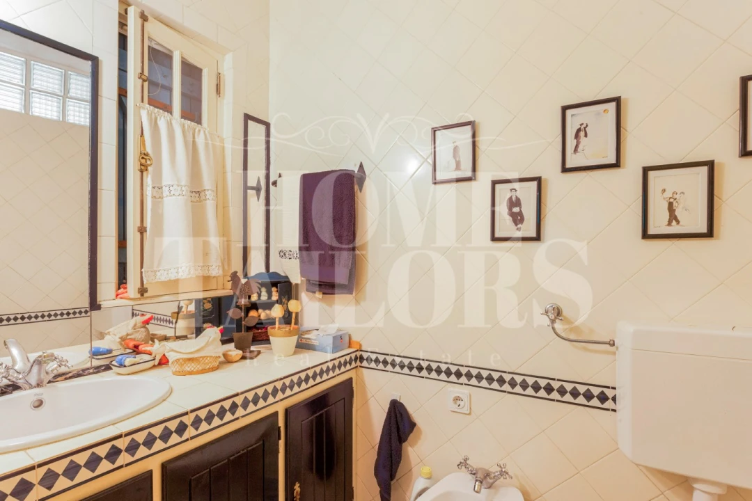 Moradia T5 para Venda em Aveiras de Baixo Foto 24