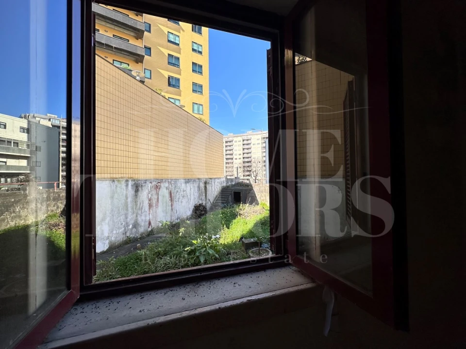 Moradia T6 para Venda em Mafamude e Vilar do Paraíso Foto 14