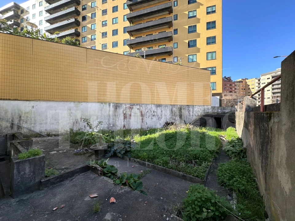 Moradia T6 para Venda em Mafamude e Vilar do Paraíso Foto 43