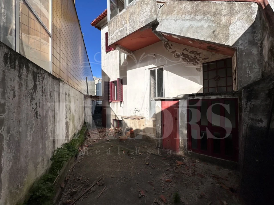 Moradia T6 para Venda em Mafamude e Vilar do Paraíso Foto 50