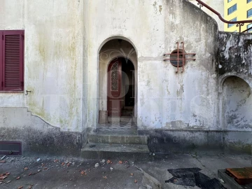 Moradia T6 para Venda em Mafamude e Vilar do Paraíso