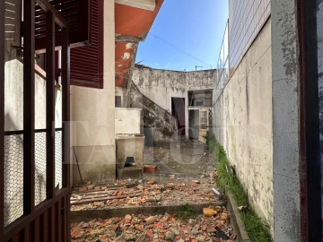 Moradia T6 para Venda em Mafamude e Vilar do Paraíso