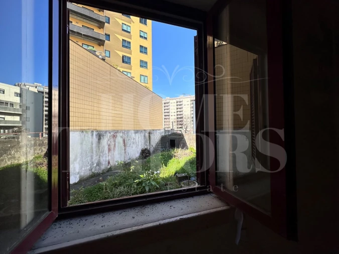 Moradia T6 para Venda em Mafamude e Vilar do Paraíso Foto 14