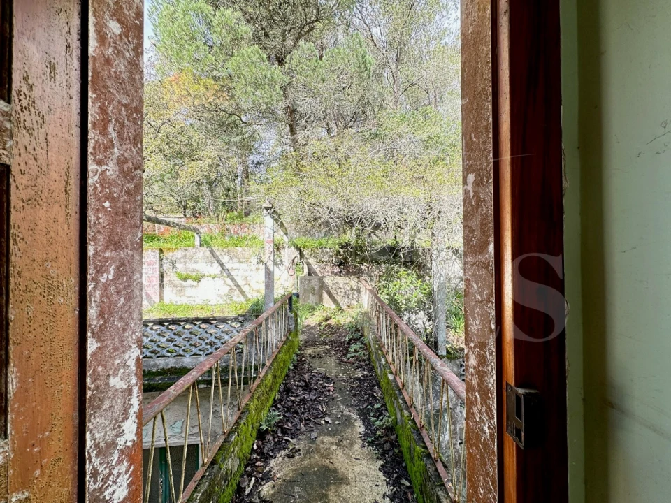 Moradia T8 para Venda em Venda do Pinheiro e Santo Estêvão das Galés Foto 8