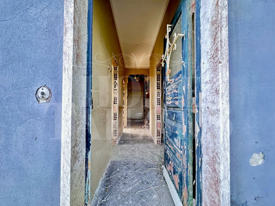 Moradia T8 para Venda em Venda do Pinheiro e Santo Estêvão das Galés Foto 9