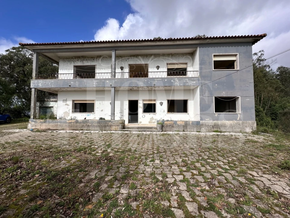 Moradia T8 para Venda em Venda do Pinheiro e Santo Estêvão das Galés Foto 11