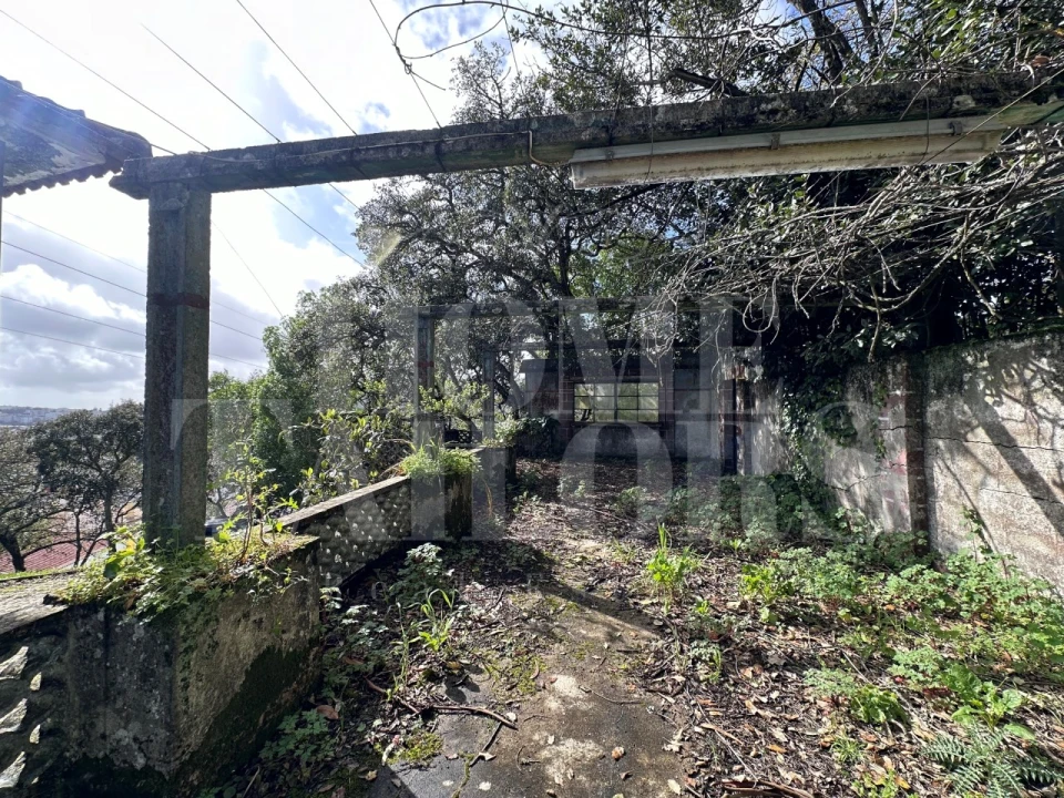 Moradia T8 para Venda em Venda do Pinheiro e Santo Estêvão das Galés Foto 19