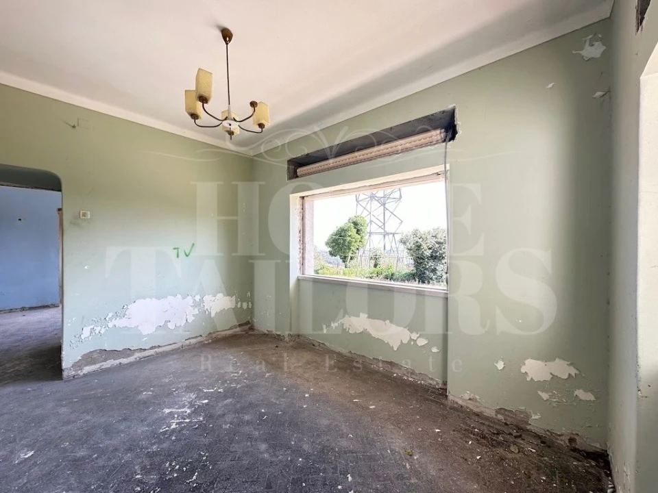 Moradia T8 para Venda em Venda do Pinheiro e Santo Estêvão das Galés Foto 35