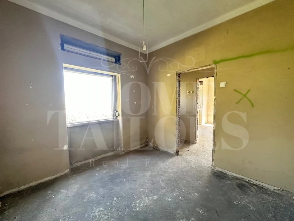 Moradia T8 para Venda em Venda do Pinheiro e Santo Estêvão das Galés Foto 46