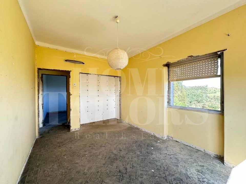 Moradia T8 para Venda em Venda do Pinheiro e Santo Estêvão das Galés Foto 68