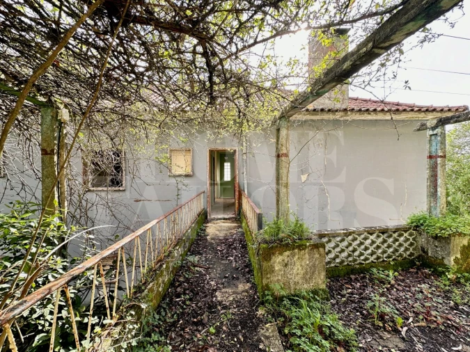 Moradia T8 para Venda em Venda do Pinheiro e Santo Estêvão das Galés Foto 7