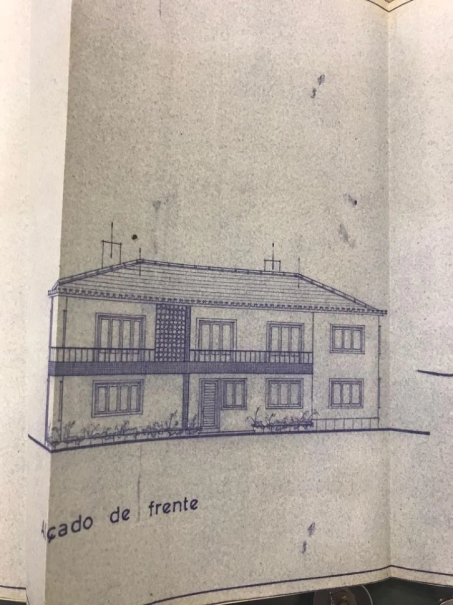 Moradia T8 para Venda em Venda do Pinheiro e Santo Estêvão das Galés Planta 1