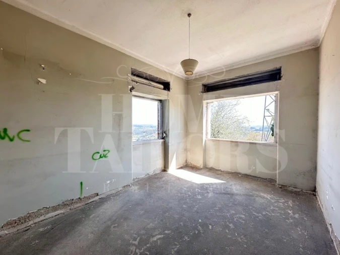 Moradia T8 para Venda em Venda do Pinheiro e Santo Estêvão das Galés Foto 42