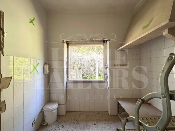 Moradia T8 para Venda em Venda do Pinheiro e Santo Estêvão das Galés Foto 74