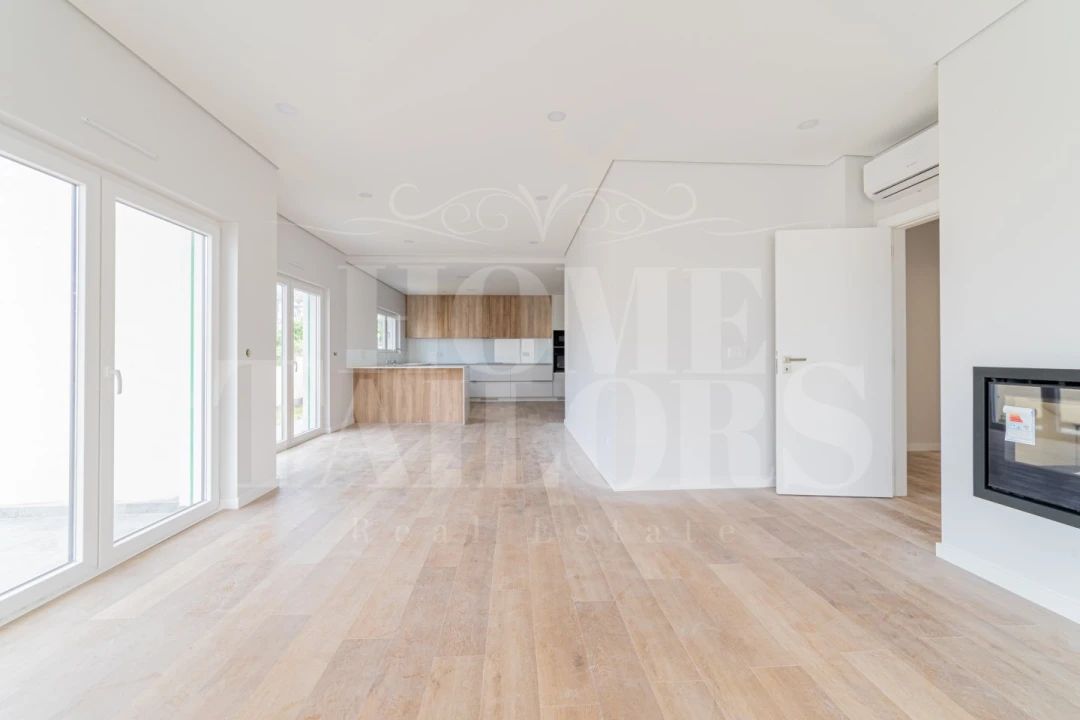 Moradia T3 para Venda em Santo Isidoro Foto 8