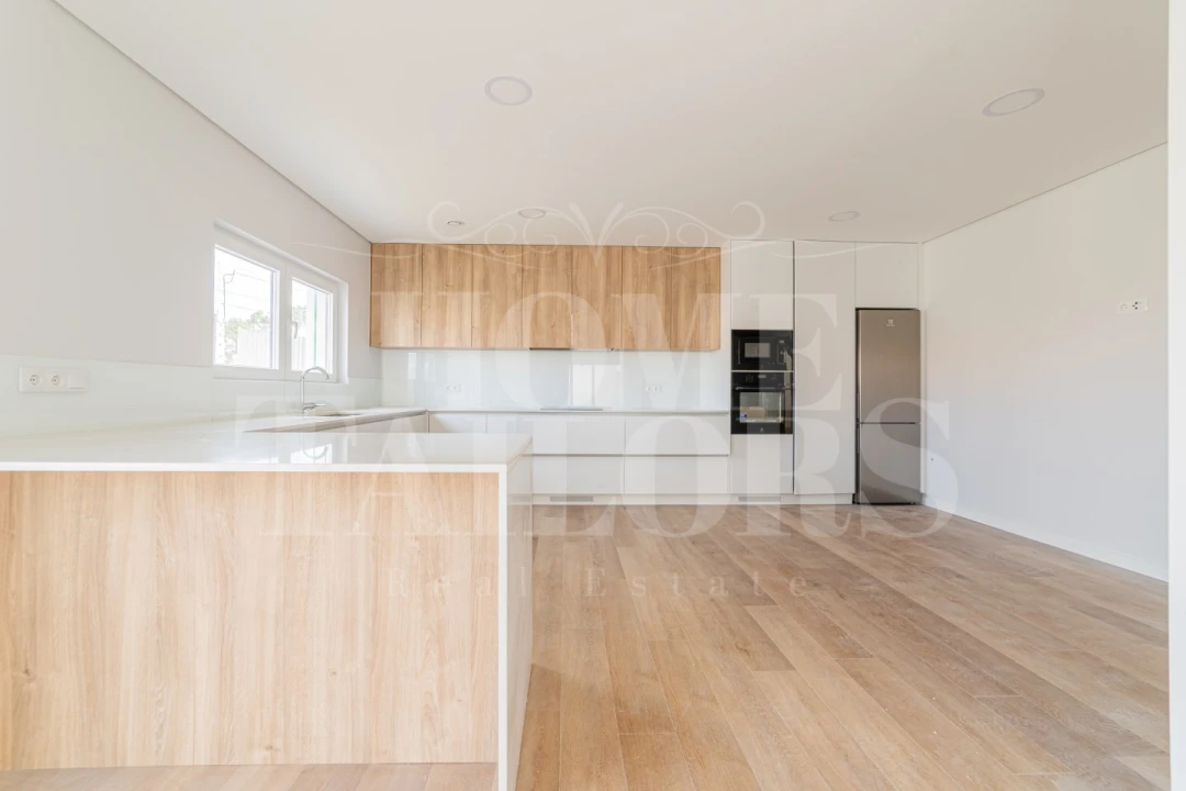 Moradia T3 para Venda em Santo Isidoro Foto 9