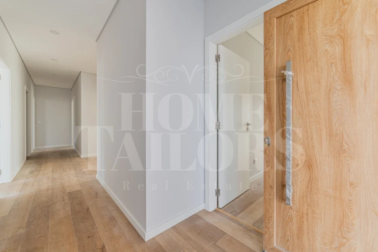 Moradia T3 para Venda em Santo Isidoro Foto 3