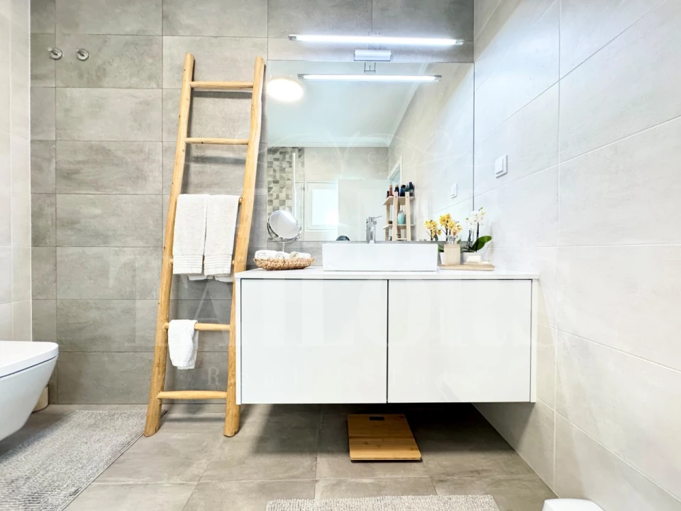 Moradia T5 para Venda em São Pedro da Cadeira Foto 35