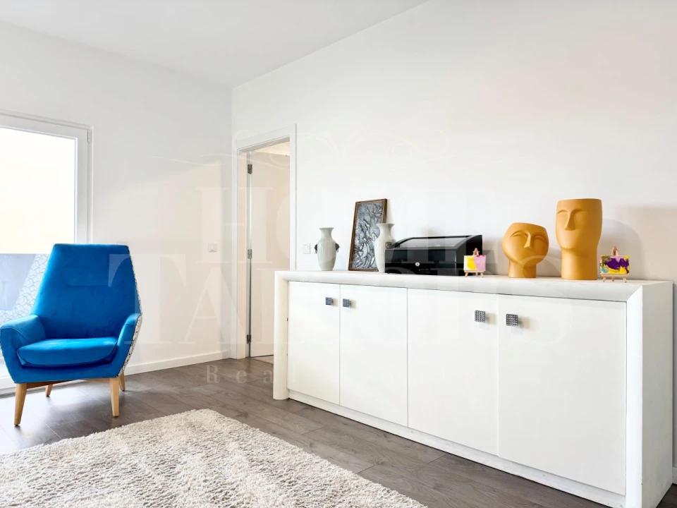 Moradia T5 para Venda em São Pedro da Cadeira Foto 32