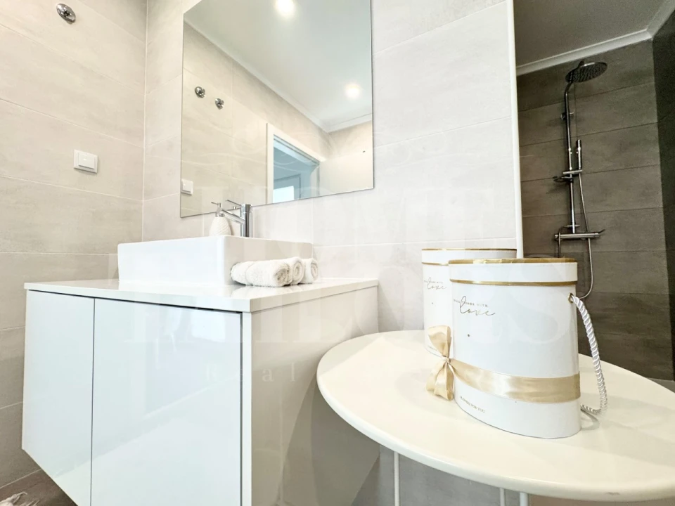 Moradia T5 para Venda em São Pedro da Cadeira Foto 63