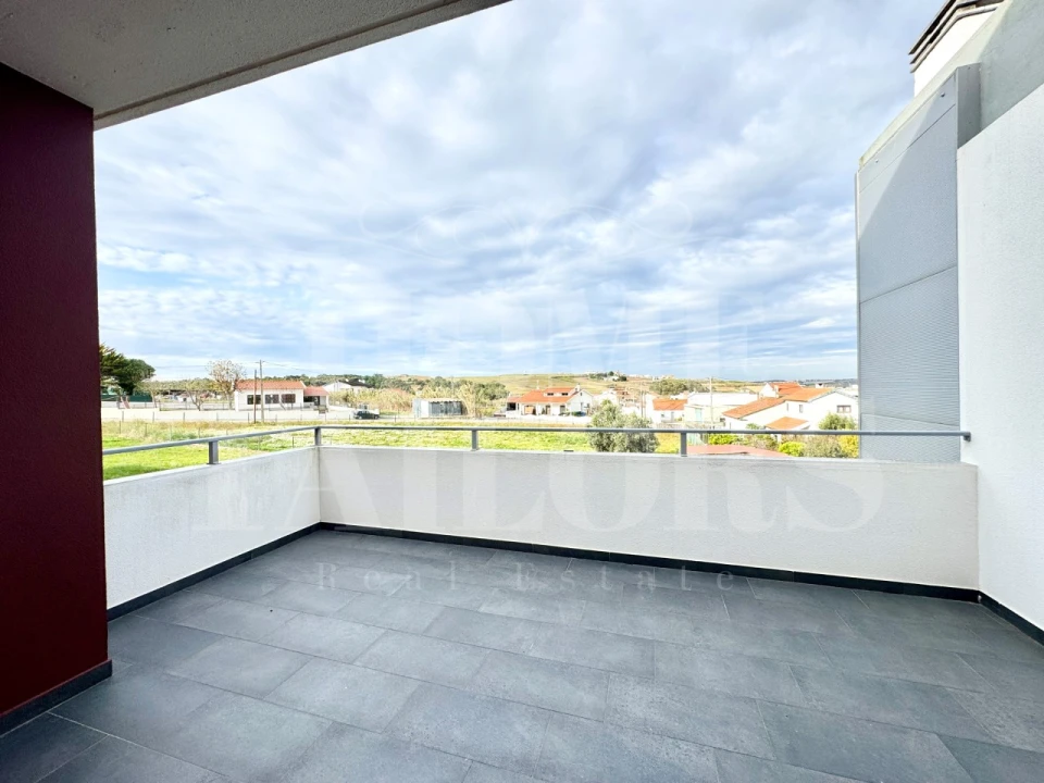 Moradia T5 para Venda em São Pedro da Cadeira Foto 46