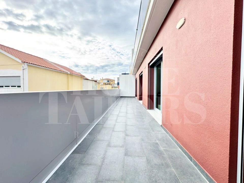 Moradia T5 para Venda em São Pedro da Cadeira Foto 78