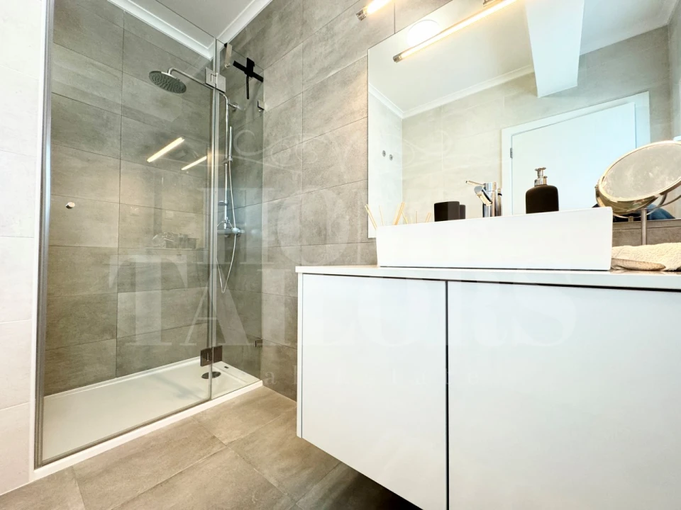 Moradia T5 para Venda em São Pedro da Cadeira Foto 58