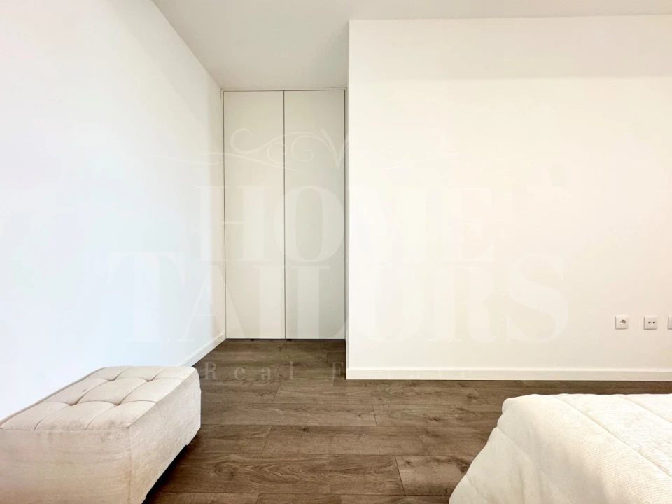 Moradia T5 para Venda em São Pedro da Cadeira Foto 53