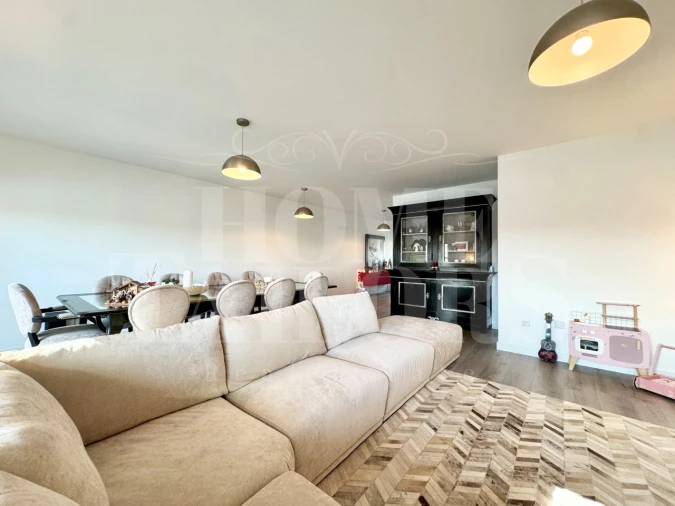 Moradia T5 para Venda em São Pedro da Cadeira Foto 21