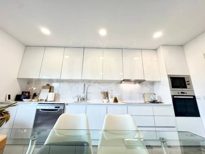 Moradia T5 para Venda em São Pedro da Cadeira Foto 27