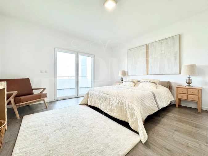 Moradia T5 para Venda em São Pedro da Cadeira Foto 40