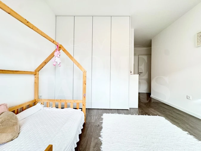 Moradia T5 para Venda em São Pedro da Cadeira Foto 60