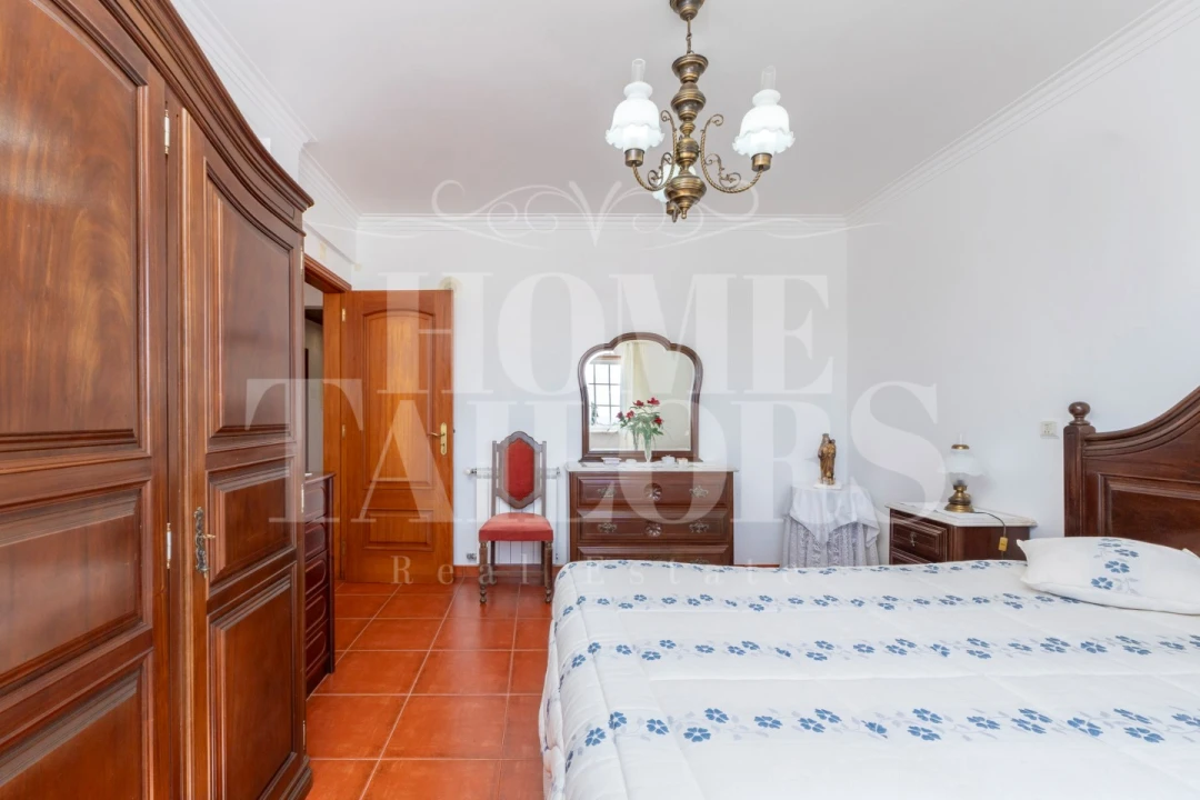 Moradia T4 para Venda em Carvoeira Foto 35