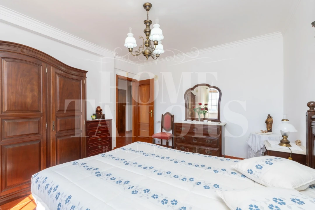 Moradia T4 para Venda em Carvoeira Foto 36