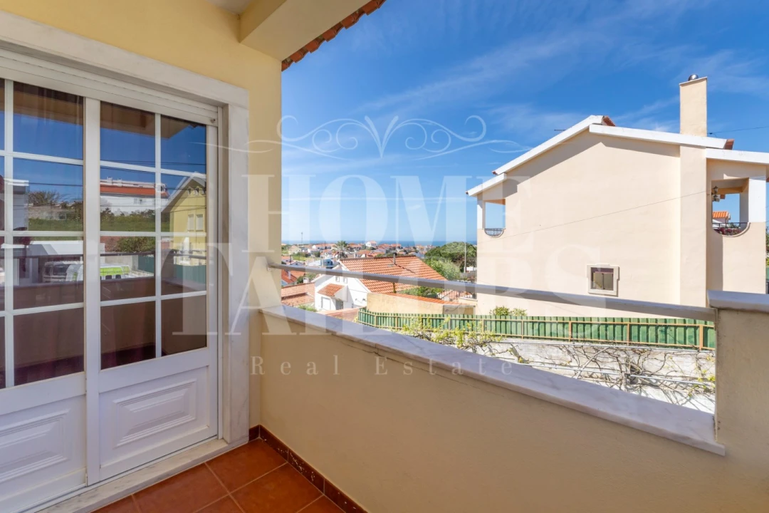 Moradia T4 para Venda em Carvoeira Foto 55