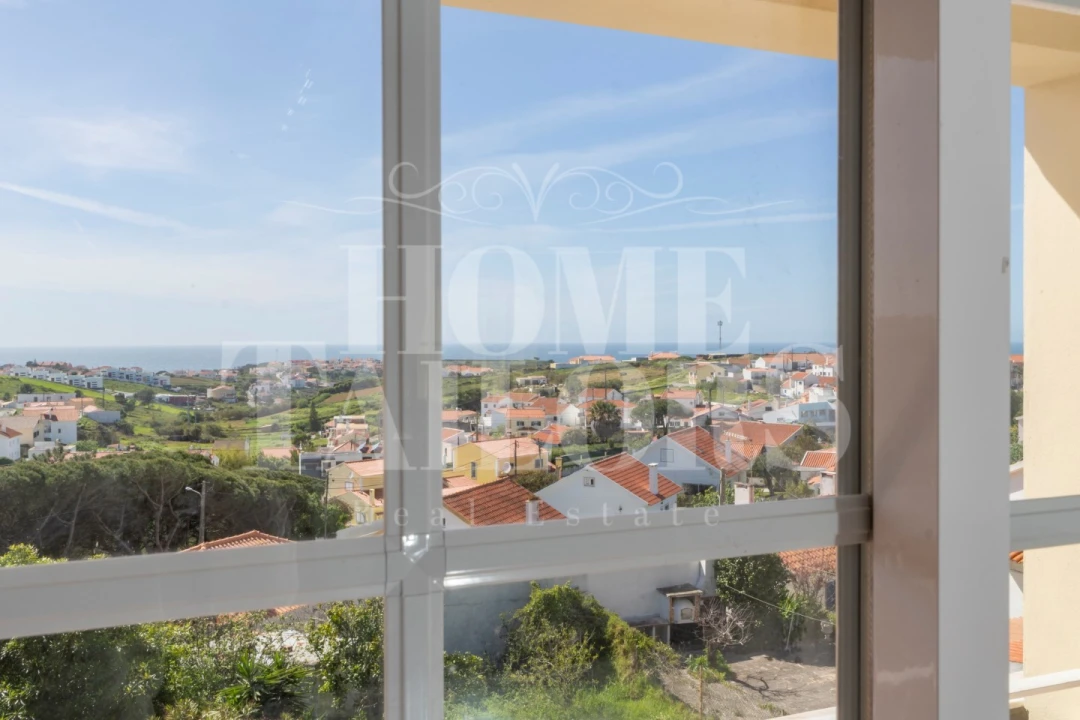 Moradia T4 para Venda em Carvoeira Foto 57