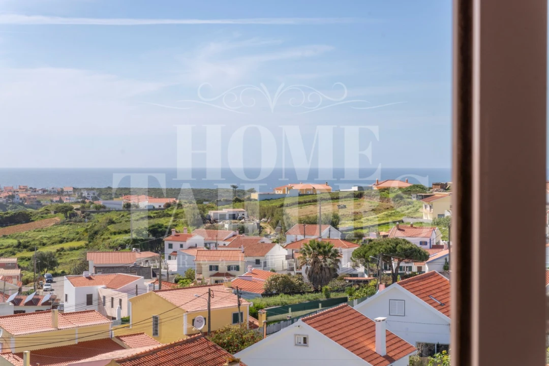 Moradia T4 para Venda em Carvoeira Foto 68