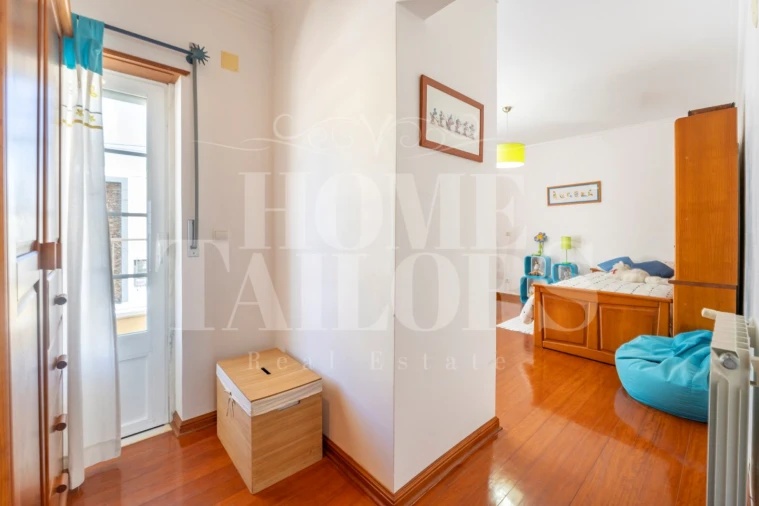 Moradia T4 para Venda em Carvoeira Foto 43