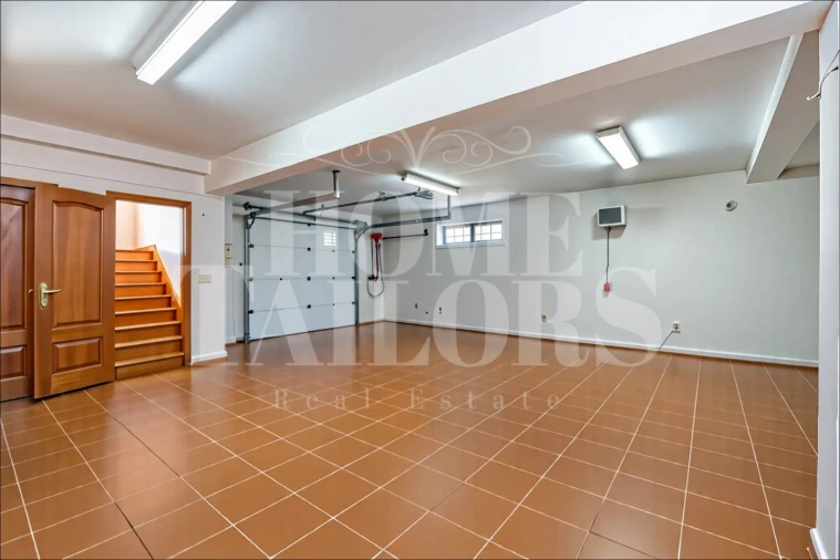 Moradia T4 para Venda em Carvoeira Foto 62