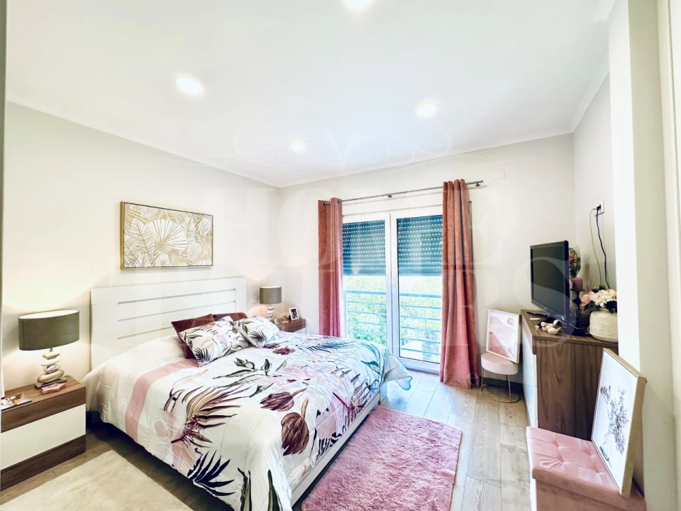 Moradia T3 para Venda em Azueira e Sobral da Abelheira Foto 15