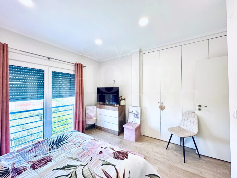 Moradia T3 para Venda em Azueira e Sobral da Abelheira Foto 17