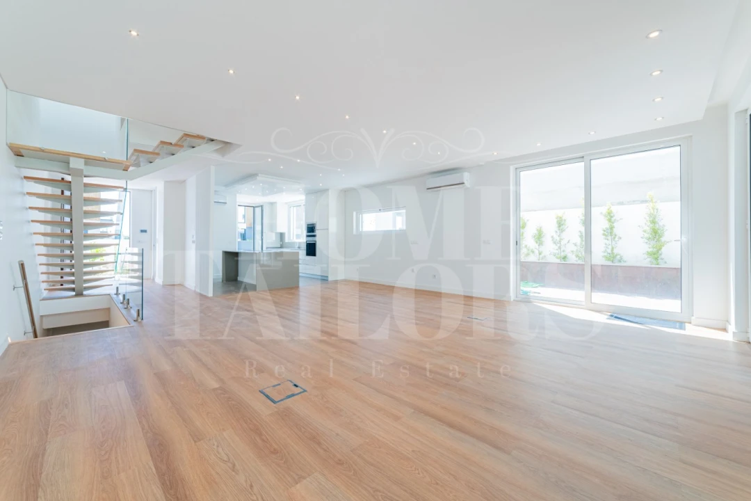 Moradia T3 para Venda em Alcabideche Foto 13