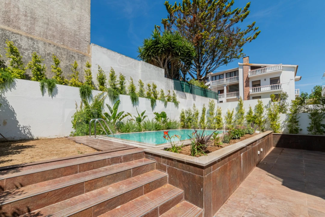 Moradia T3 para Venda em Alcabideche Foto 20