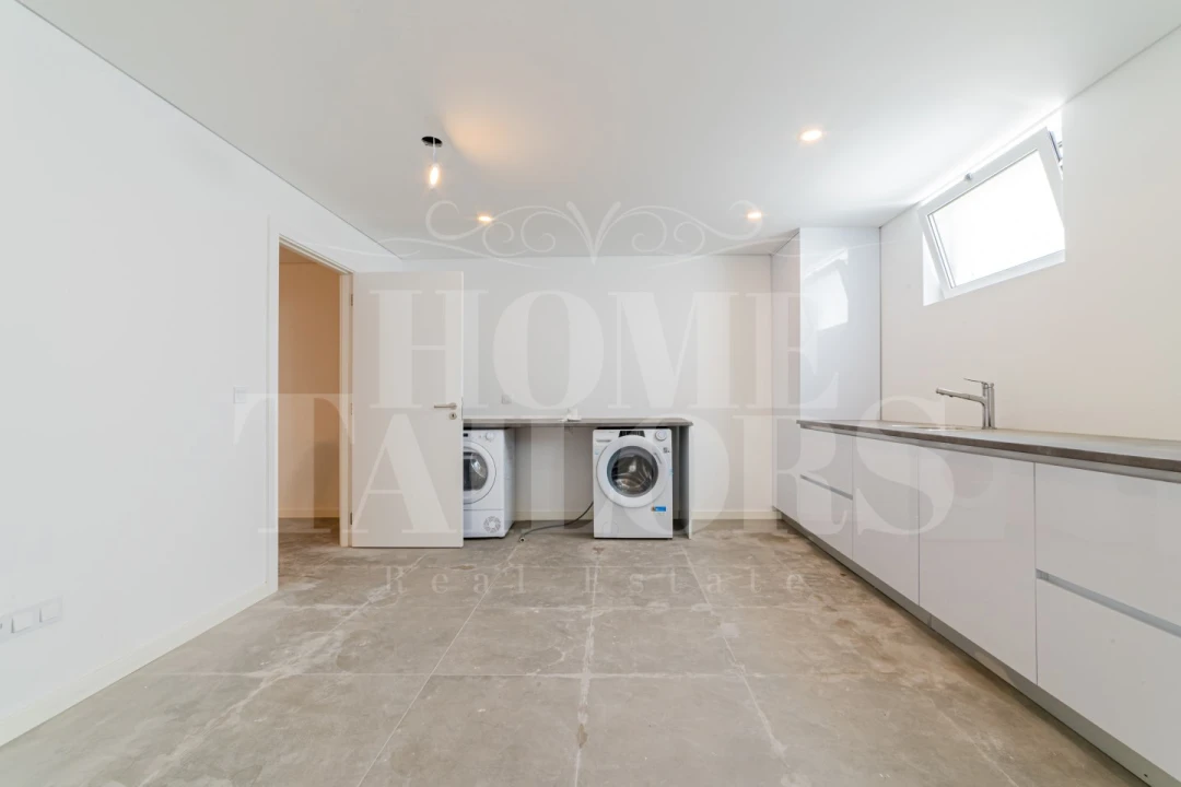 Moradia T3 para Venda em Alcabideche Foto 49