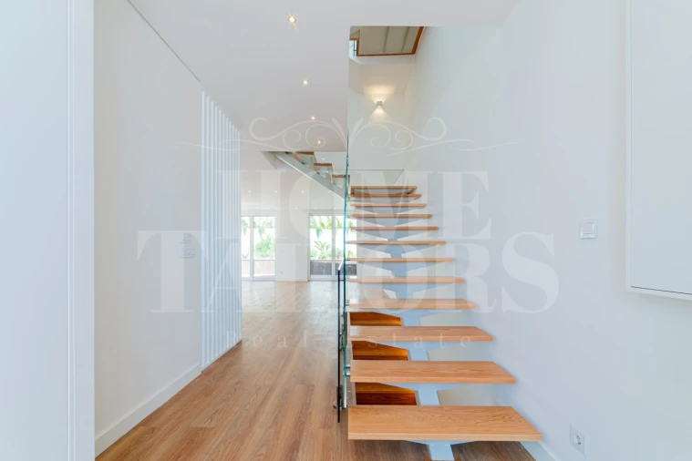 Moradia T3 para Venda em Alcabideche Foto 8