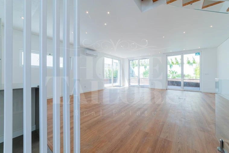 Moradia T3 para Venda em Alcabideche Foto 11