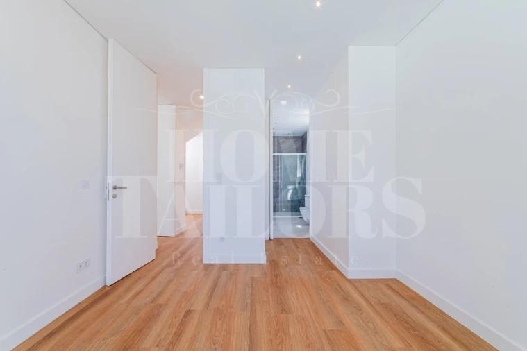 Moradia T3 para Venda em Alcabideche Foto 40