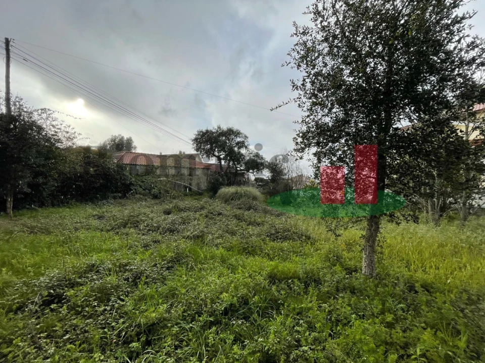 Terreno para Venda em Leiria, Pousos, Barreira e Cortes Foto 1