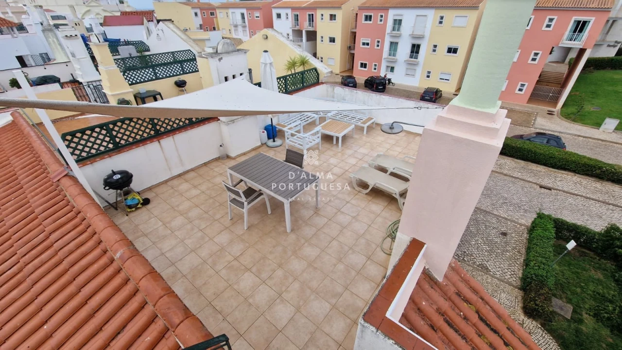 Apartamento T2 para Venda em Quarteira Foto 23