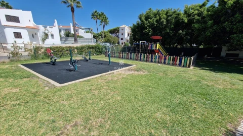 Apartamento T2 para Venda em Quarteira